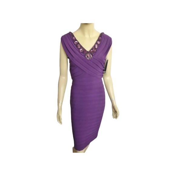 Adrianna Papell Dresses & Skirts - Adrianna Papell  Purple Sleeveless Beaded Dress 6